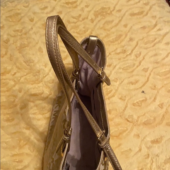 Purse - Picture 3 of 4